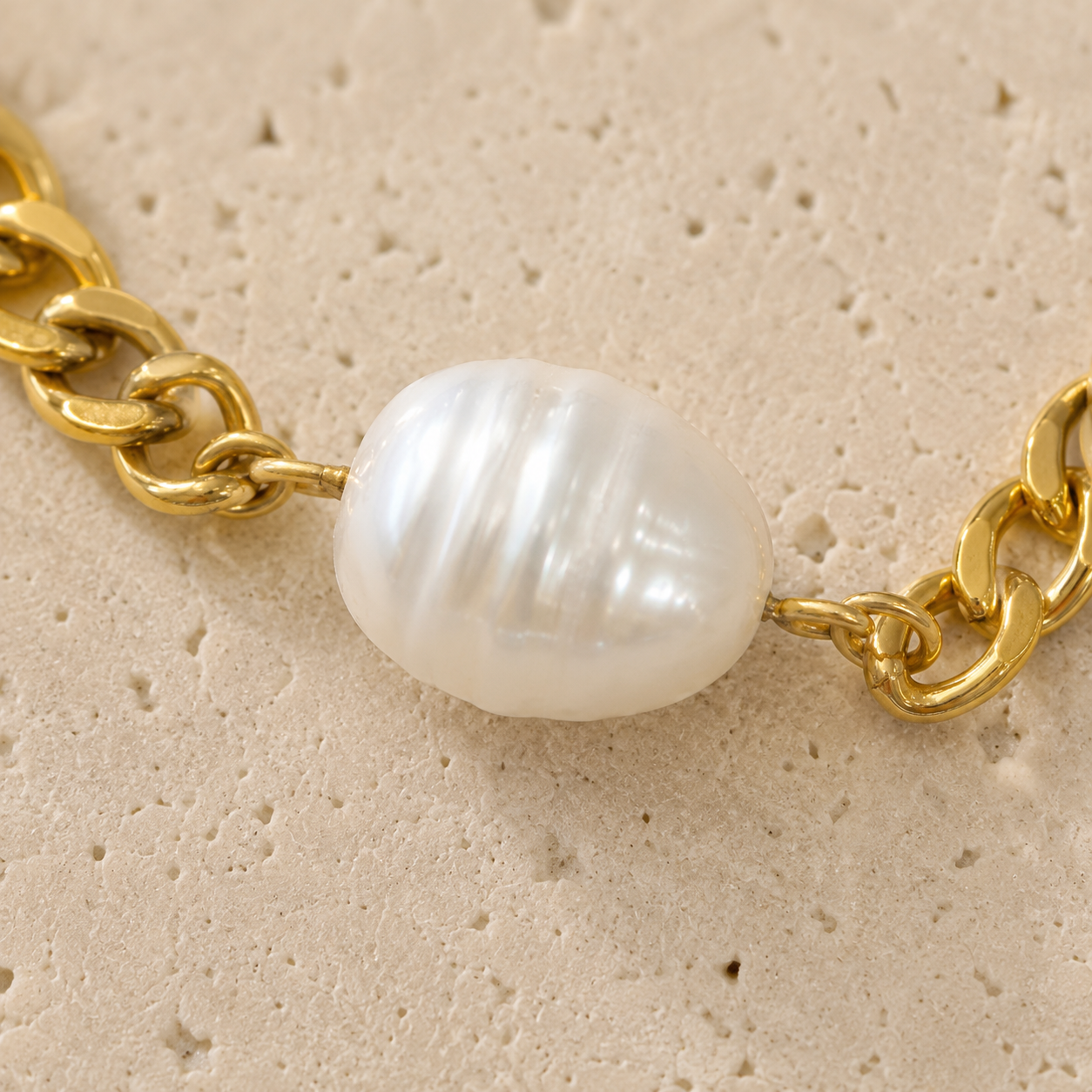 Pearl Chain Necklace Chocker Freshwater Pearl 18K Gold Plated Stainless Steel